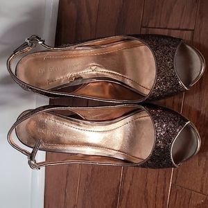 BCBGeneration Women's Heel Shoe